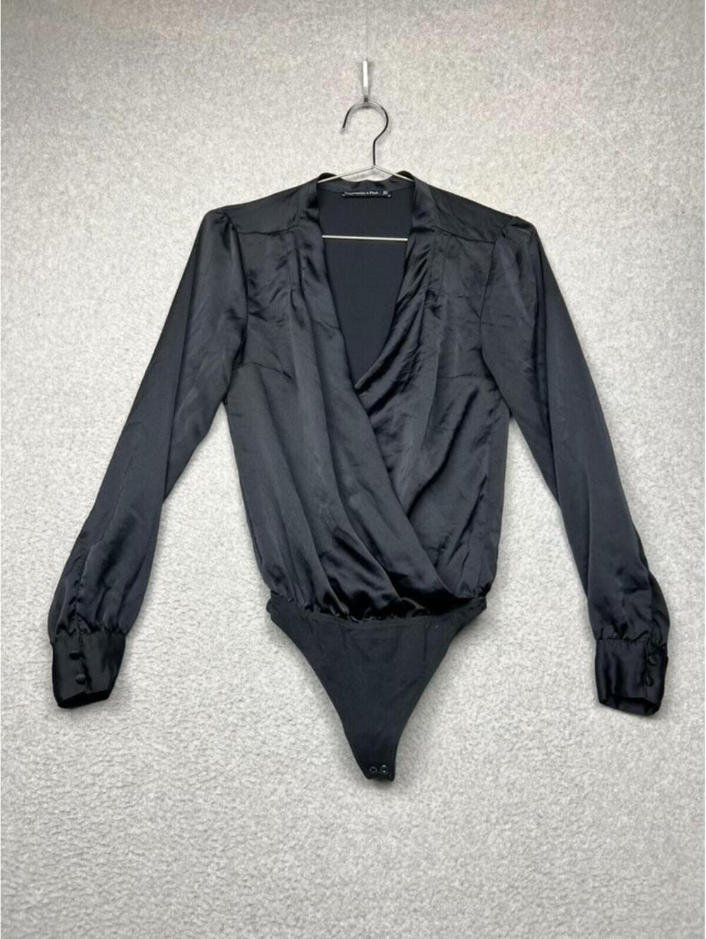 Abercrombie Black Satin Wrap Bodysuit XS Boho Long Sleeve V Neck Dressy Office